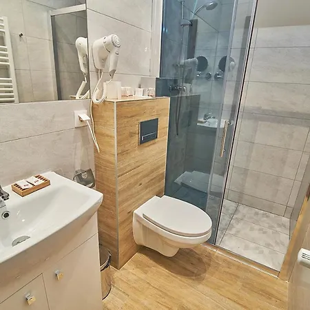 Hotell Aqua *
